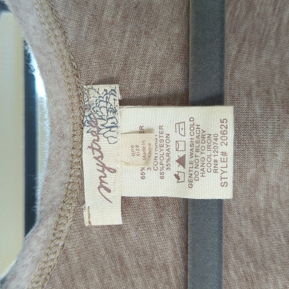 Mystree Ruana - Picture 3 of 6